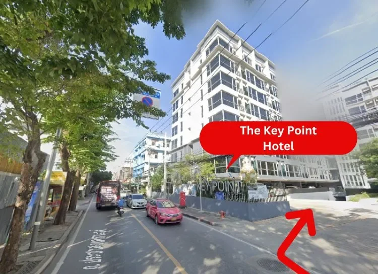 Parking near Intouchmedicare Clinic, Din Daeng Branch Parking near Intouchmedicare Clinic, Din Daeng Branch