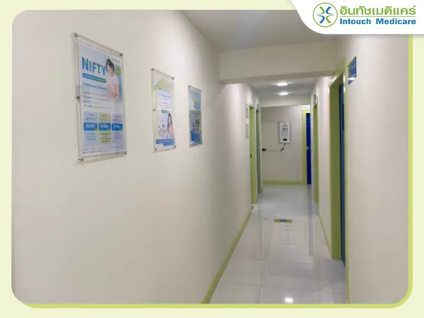 สาขาลาดพร้าว-ห้วยขวาง สาขาลาดพร้าว-ห้วยขวาง